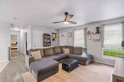 9165 Stonecreek, Tyler, TX 75703 - Photo 9