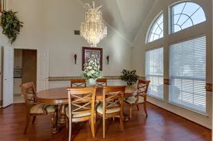 801 Steeps Ct, Euless, TX 76039 - Photo 9