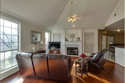 801 Steeps Court, Euless, TX 76039 - Photo 11
