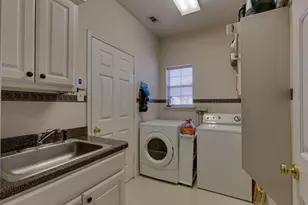 801 Steeps Ct, Euless, TX 76039 - Photo 33