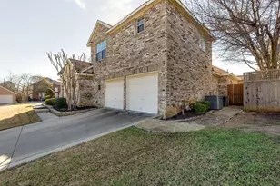 801 Steeps Ct, Euless, TX 76039 - Photo 5