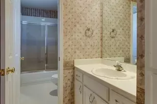 801 Steeps Ct, Euless, TX 76039 - Photo 29