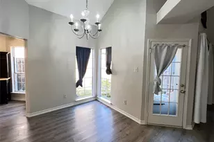 10913 Gable Dr, Dallas, TX 75229 - Photo 3