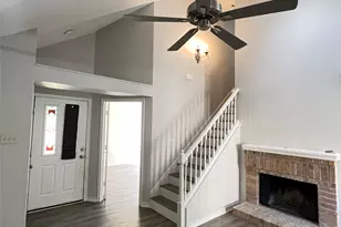 10913 Gable Dr, Dallas, TX 75229 - Photo 5