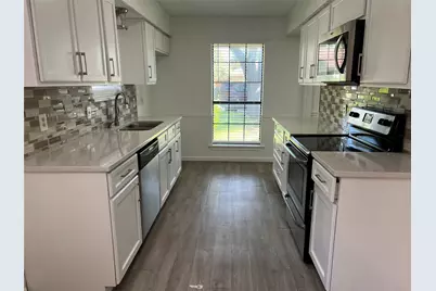 1514 Silverleaf Drive, Carrollton, TX 75007 - Photo 3