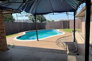 1514 Silverleaf Dr, Carrollton, TX 75007 - Photo 27