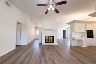 2111 Royal Oaks Dr, Irving, TX 75060 - Photo 3