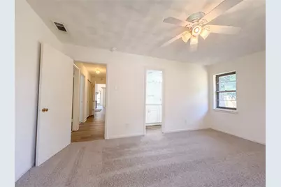 2111 Royal Oaks Drive, Irving, TX 75060 - Photo 13