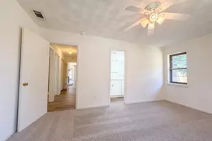 2111 Royal Oaks Dr, Irving, TX 75060 - Photo 13