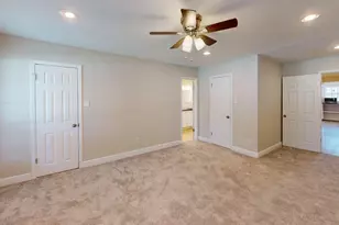 7806 Village Trail Dr, Dallas, TX 75254 - Photo 9