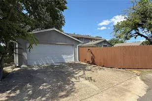 7806 Village Trail Dr, Dallas, TX 75254 - Photo 19