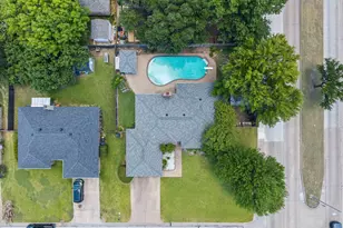 100 Downwood Dr, Burleson, TX 76028 - Photo 25