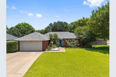 100 Downwood Drive, Burleson, TX 76028 - Photo 3