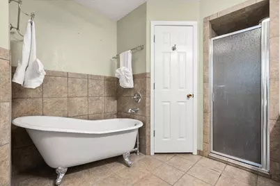 100 Downwood Drive, Burleson, TX 76028 - Photo 21