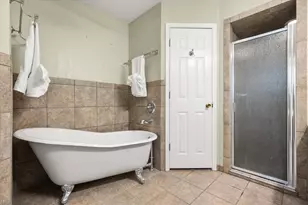 100 Downwood Dr, Burleson, TX 76028 - Photo 21