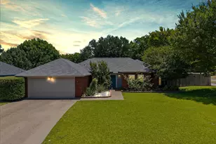 100 Downwood Dr, Burleson, TX 76028 - Photo 31