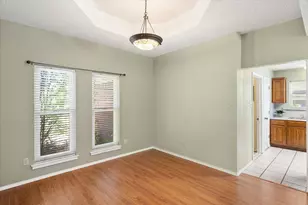 100 Downwood Dr, Burleson, TX 76028 - Photo 9