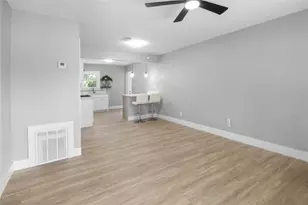 5624 S Hampshire Blvd, Fort Worth, TX 76112 - Photo 5