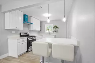 5624 S Hampshire Blvd, Fort Worth, TX 76112 - Photo 9