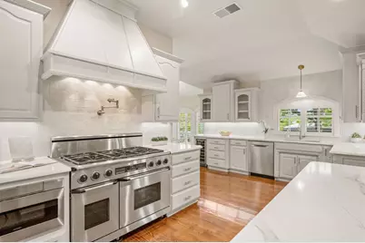 3716 Oakwood Drive, Grapevine, TX 76051 - Photo 17