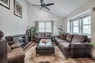 6112 Farmingdale Dr, Arlington, TX 76001 - Photo 11