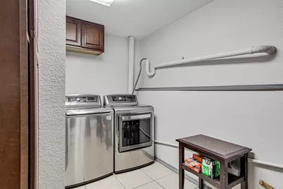 6112 Farmingdale Drive, Arlington, TX 76001 - Photo 9