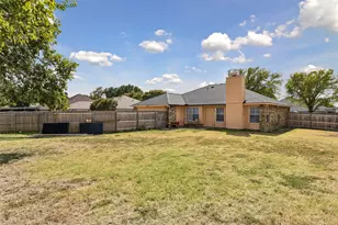 7048 Sample Dr, The Colony, TX 75056 - Photo 17