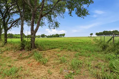 7005 Cr-302, Grandview, TX 76050 - Photo 1