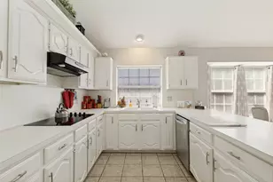1317 Savoy Dr, Carrollton, TX 75006 - Photo 13