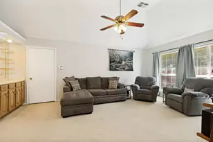 1317 Savoy Dr, Carrollton, TX 75006 - Photo 7