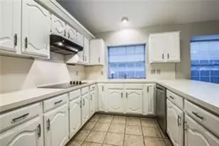 1317 Savoy Dr, Carrollton, TX 75006 - Photo 7