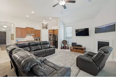 2810 Green Circle Drive, Mansfield, TX 76063 - Photo 5