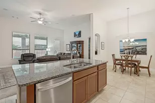 2810 Green Cir Dr, Mansfield, TX 76063 - Photo 9