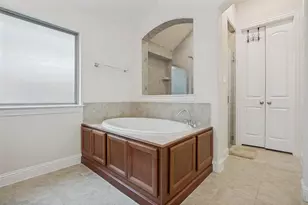 2810 Green Cir Dr, Mansfield, TX 76063 - Photo 15