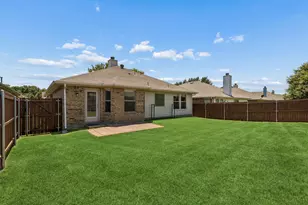 1801 Ringtail Dr, Little Elm, TX 75068 - Photo 23