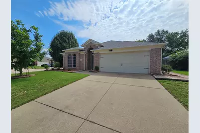 1128 Marshall Drive, Euless, TX 76039 - Photo 1