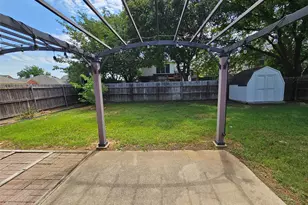 1128 Marshall Dr, Euless, TX 76039 - Photo 35