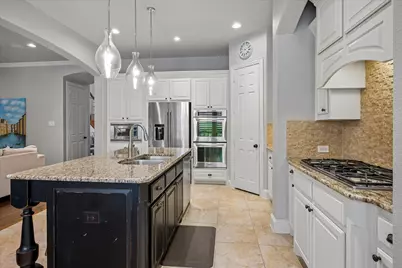 8305 Turtleback Court, McKinney, TX 75070 - Photo 17