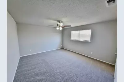 2646 Winslow Drive, Grand Prairie, TX 75052 - Photo 17