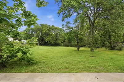 510 W Willingham Street, Cleburne, TX 76033 - Photo 5