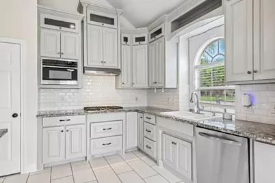 7917 Southern Hills Lane, Rowlett, TX 75089 - Photo 7