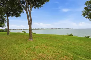 3580 Pinnacle Bay Point, Little Elm, TX 75068 - Photo 3
