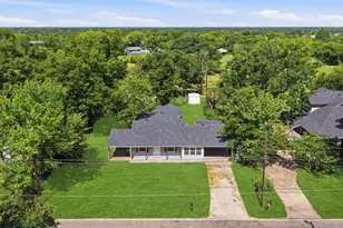 337 N 1st St, Point, TX 75472 - Photo 5