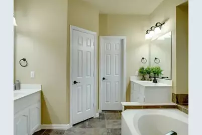 1021 Hummingbird Court, Forney, TX 75126 - Photo 9