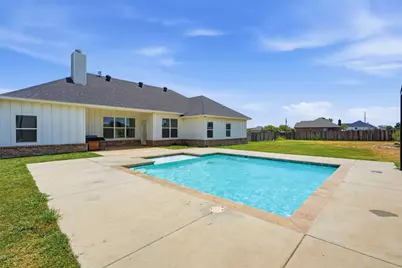109 Stonegate Avenue, Weatherford, TX 76087 - Photo 33