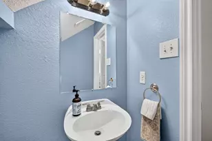 2724 Winterlake Dr, Carrollton, TX 75006 - Photo 29