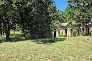 166 Seldon Loop, Bowie, TX 76230 - Photo 9