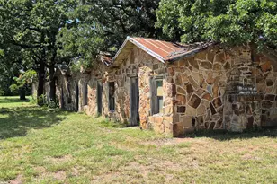 166 Seldon Loop, Bowie, TX 76230 - Photo 3