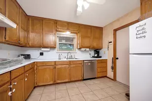 408 Chimney Hill Cir, Mansfield, TX 76063 - Photo 5