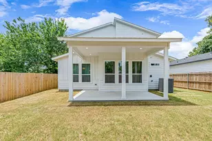 6314 Myrtle St, Dallas, TX 75215 - Photo 29